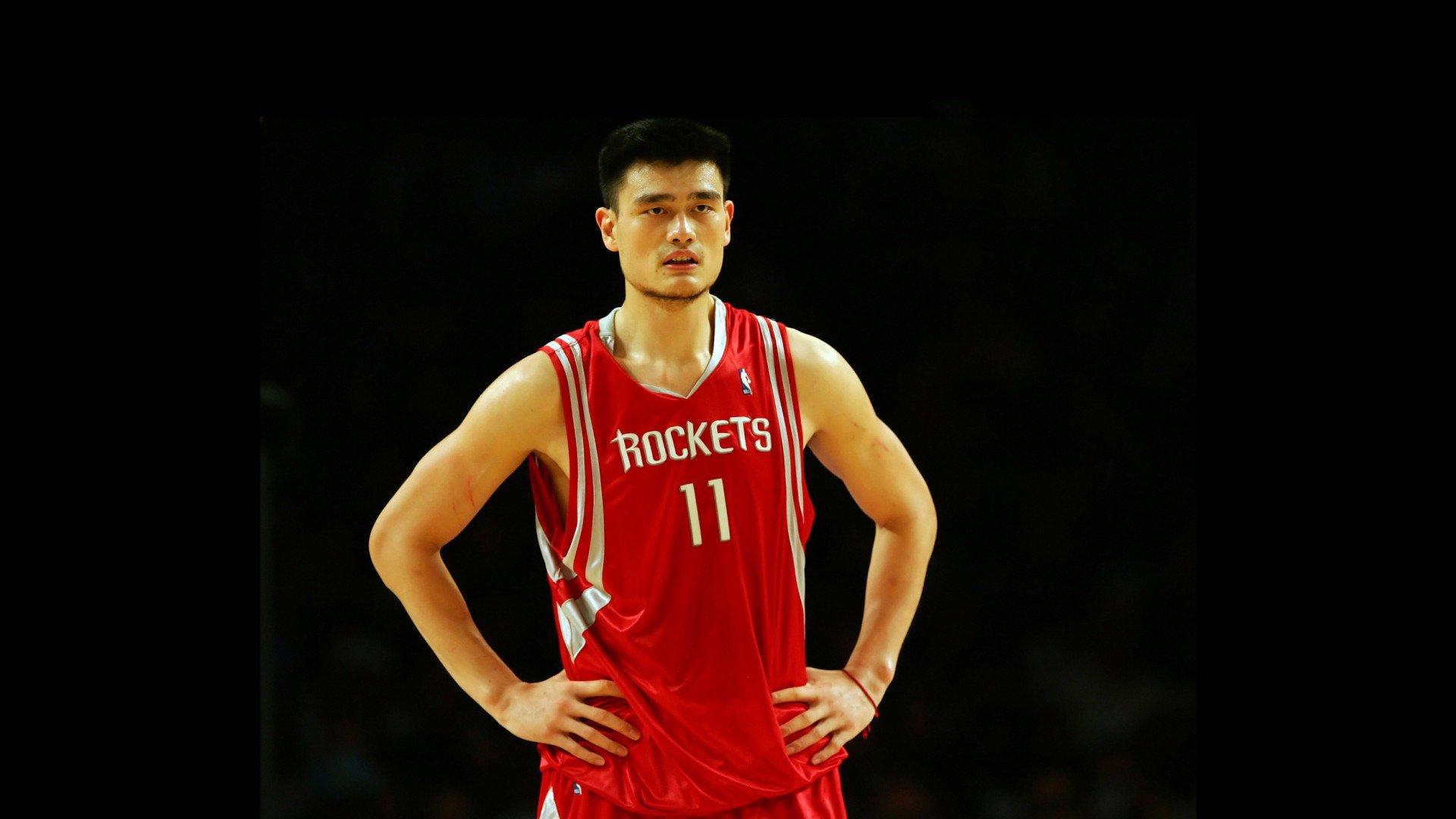 传奇谢幕，篮球巨星李明退役仪式感动全场